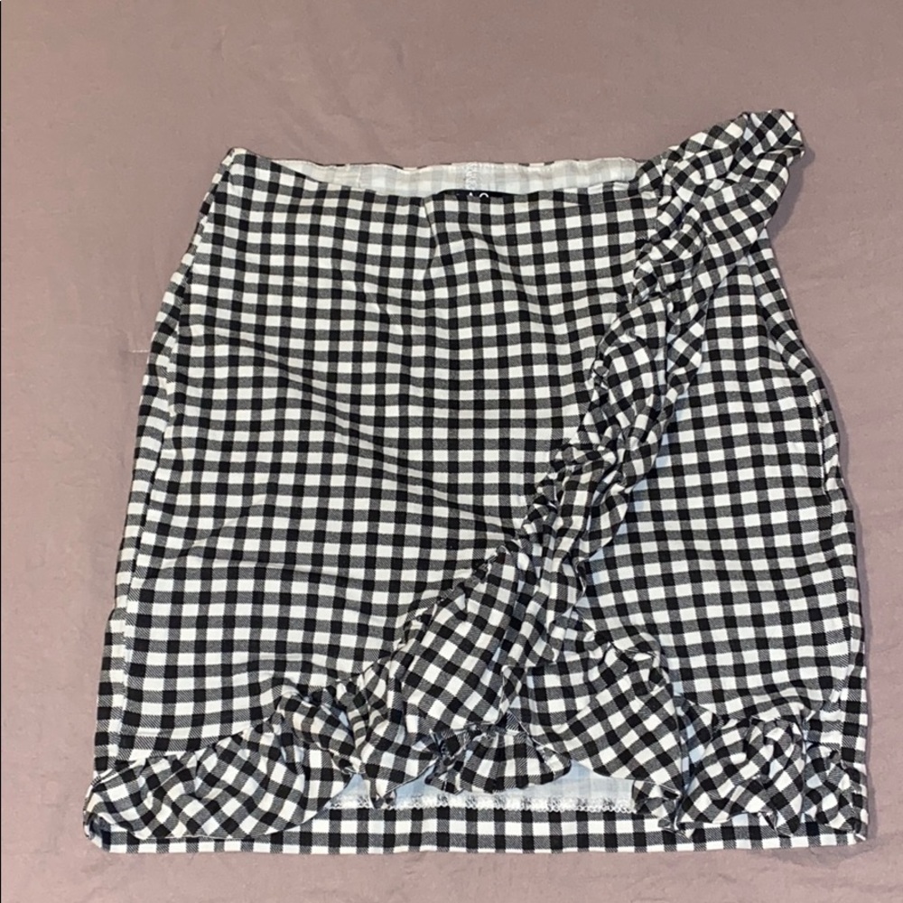 Gingham skort